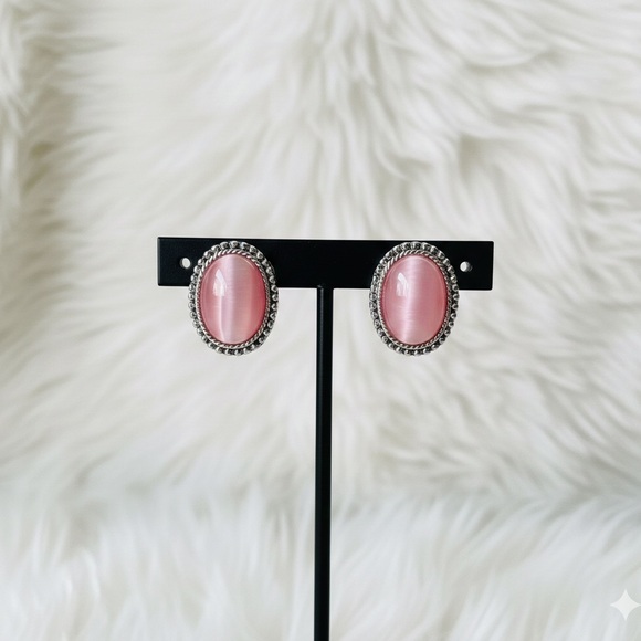 Jewelry - Vintage Pink Cats Eye Stud Earrings Silver Tone Oval Cabochon Retro Statement